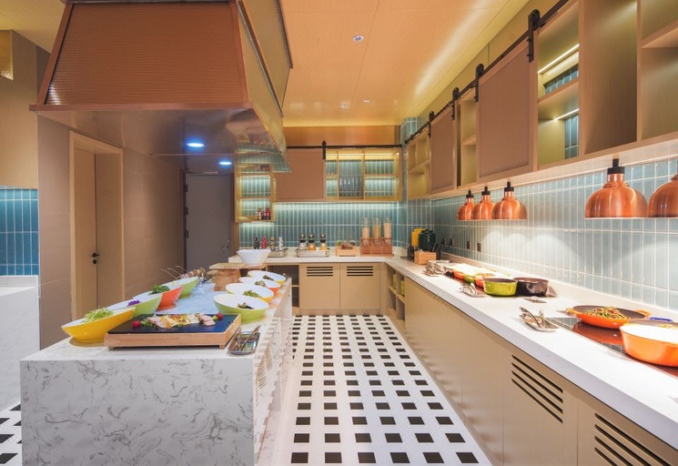 Food & Drinks 4, Home2 Suites by Hilton Bole, Börtala Mongol