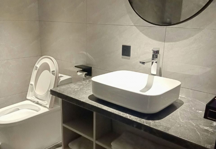 Bathroom 3, Microtel by Wyndham Heyuan, Heyuan