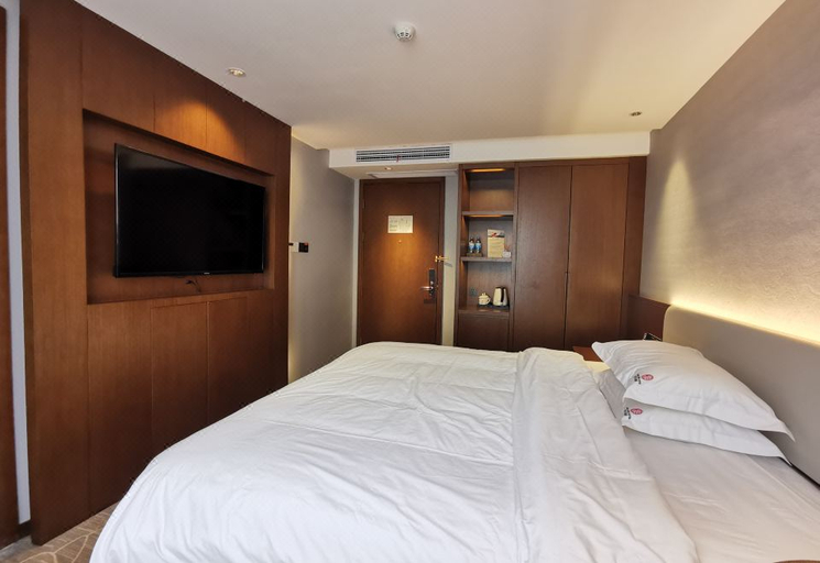 Bedroom 2, Jinggangshan Hotel, Ji'an