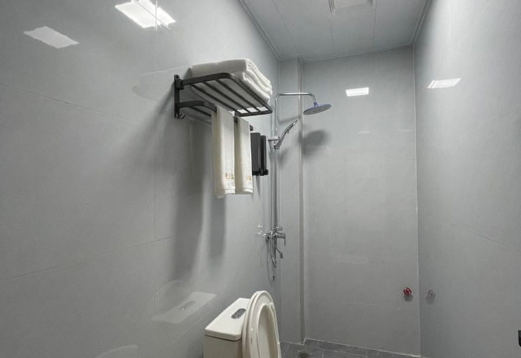 Bathroom 3, Aiwu Inn Daxin County Detian Waterfall, Chongzuo