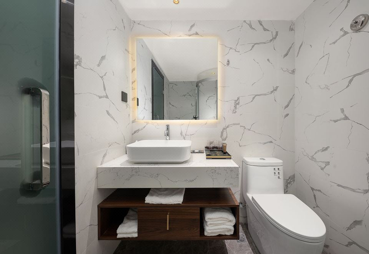 Bathroom 4, Lera Hotel, Guangzhou