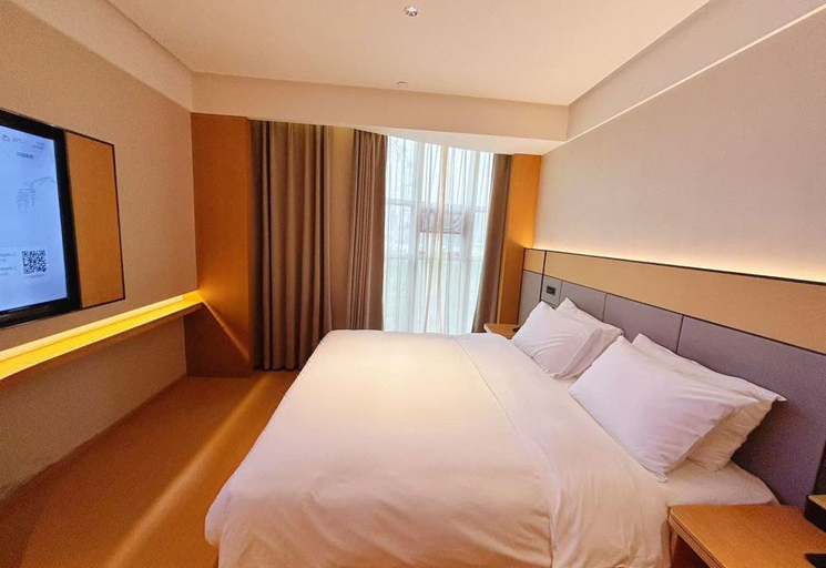 Bedroom 2, Ji Hotel Nanjing Baijia Lake 1912, Nanjing