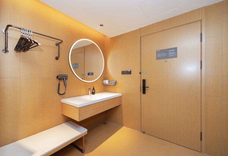 Bathroom 3, Ji Hotel Lianyungang Ganyu Wanda Plaza, Lianyungang