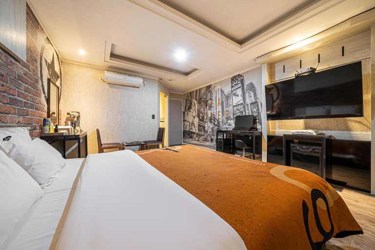 Bedroom 3, Siheung B and B, Siheung