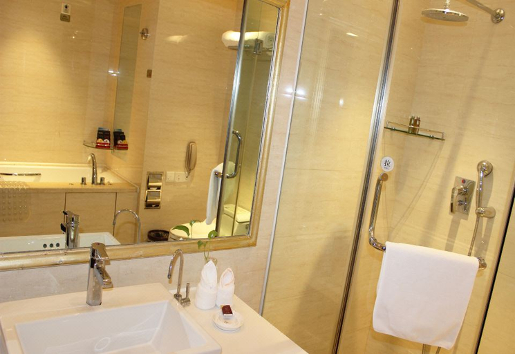 Bathroom 3, Jin Jiang Royal Palace Hotel, Jiaxing
