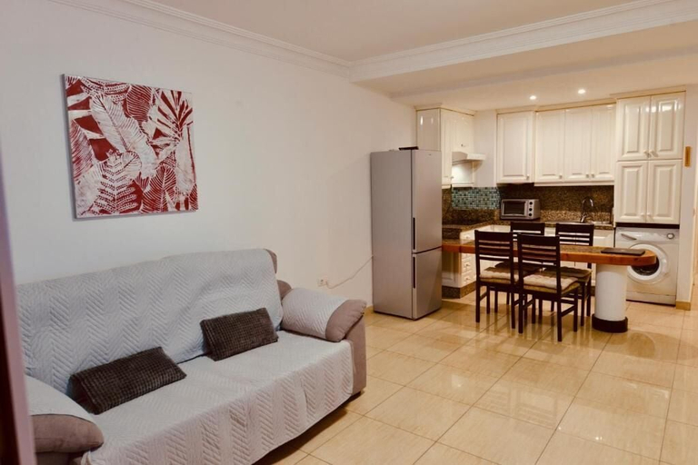 Living area 3, Los Cristianos Beach Balcony Apartment, Santa Cruz de Tenerife