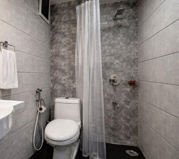 Bathroom 4, Banaras Guest House, Varanasi