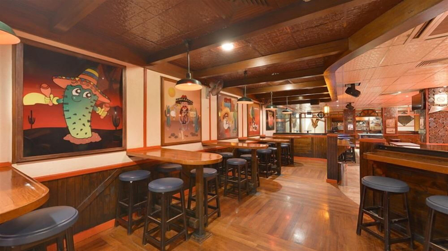 Food & Drinks 5, Grand Astoria Hotel, Dubai