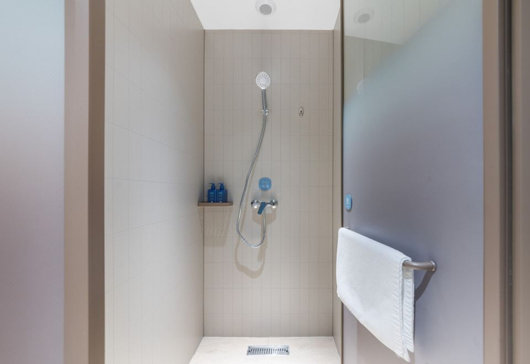 Bathroom 3, Hanting Hotel Nanchange Rule Lake Changbei Airport, Nanchang