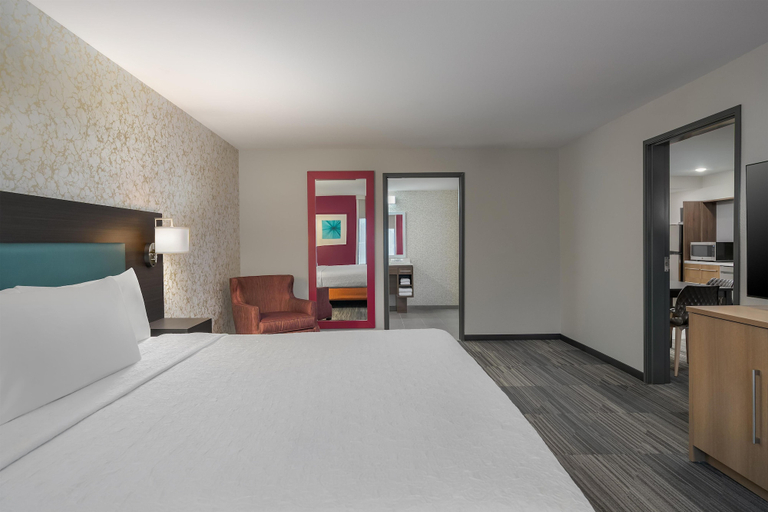 Bedroom 3, Home2 Suites by Hilton Portland Hillsboro, Washington