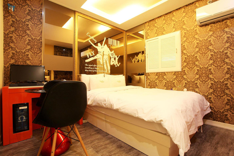 Bedroom 3, Noryangjin Nix, Dongjak
