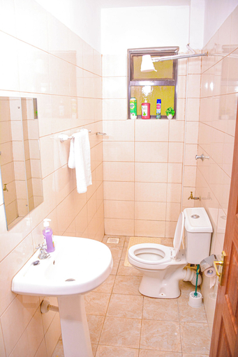 Bathroom 2, Juliett Wonder II near Airport & SGR, Embakasi South