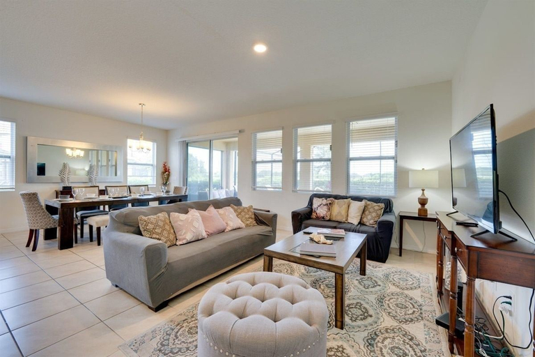 Living area 2, Luxury 7BR Home w/ Pool & Spa Near Disney, Polk