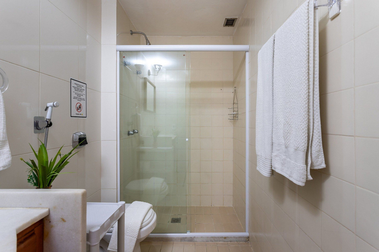Bathroom 3, (902-B) Studio com Vista Mar e Comodidades, Rio de Janeiro