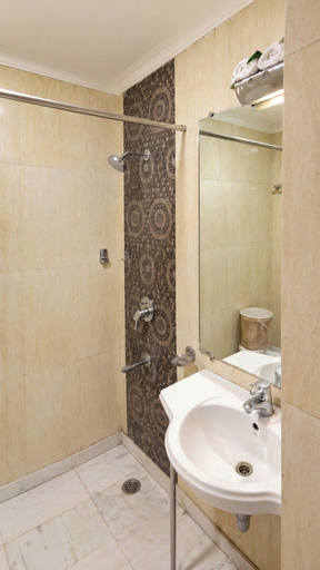 Bathroom 3, Ganga Heritage - The Palm Bliss Resort, Dehradun