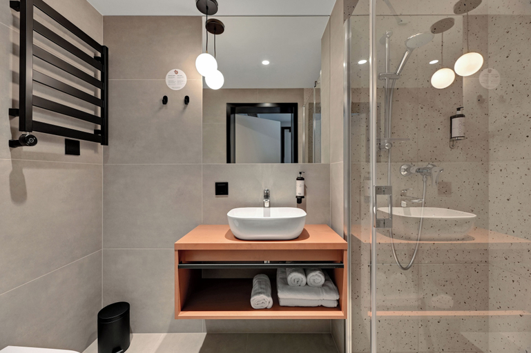 Bathroom 5, Hotel Milo Gdansk Airport, Gdańsk City