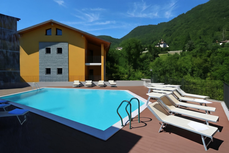 Others 5, Residence Eden Magnolia 13, Como