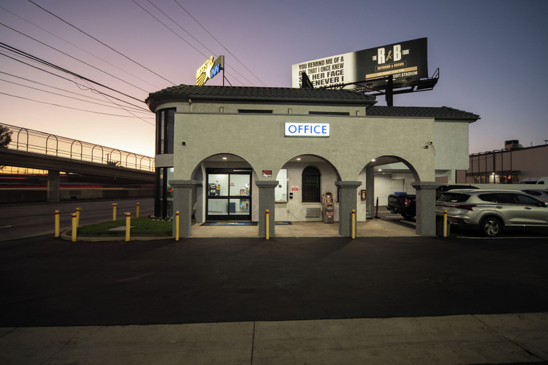 Exterior & Views 2, Best Star Inn - LA Commerce Casino, Citadel & I-5, Los Angeles
