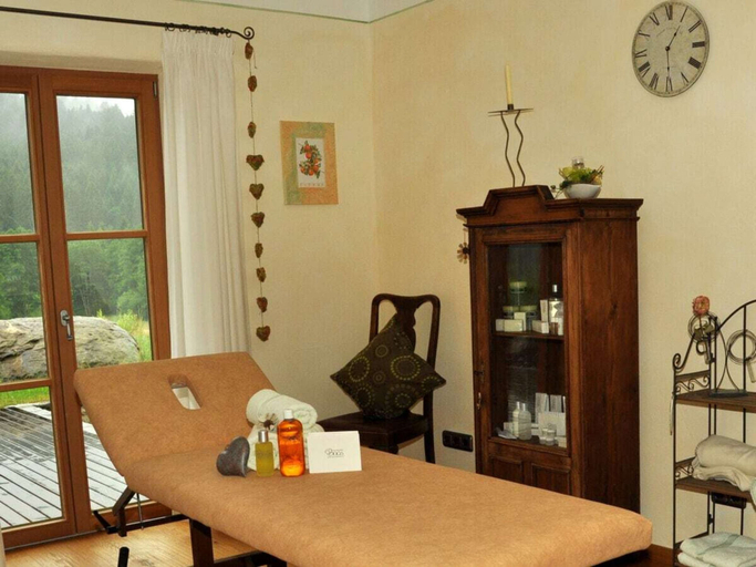 Others 4, Holiday Apartment With 1 Bedroom, Regen