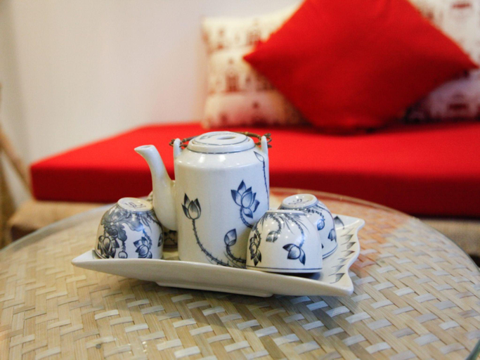 Food & Drinks, Grandma Home, District 1