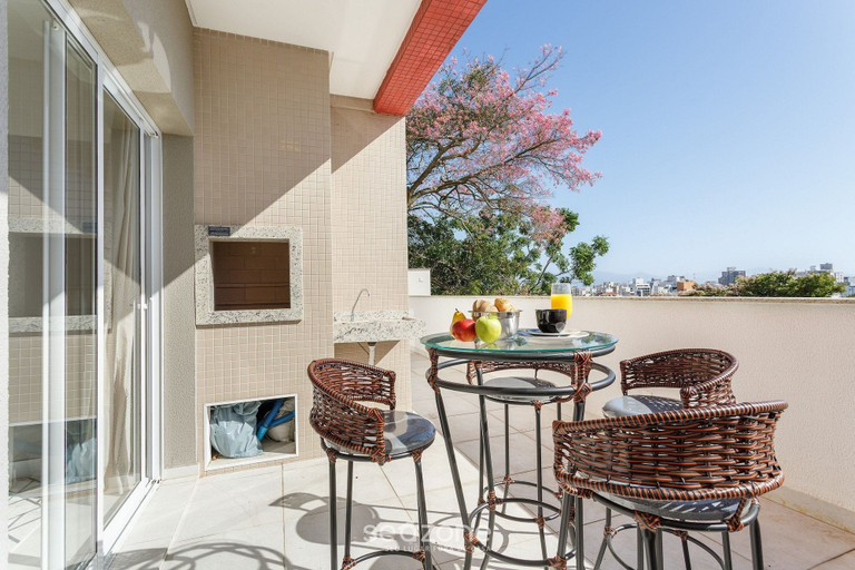 Others 3, Apartment in the Center With Pool Rri103, Florianopolis