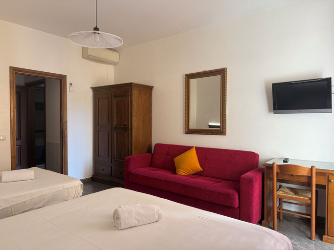 Bedroom 3, Via Palestro 56 Apartment, Rome