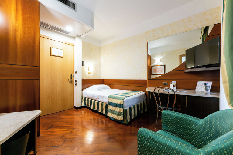 Bedroom 2, c-hotels Mirage, Milano