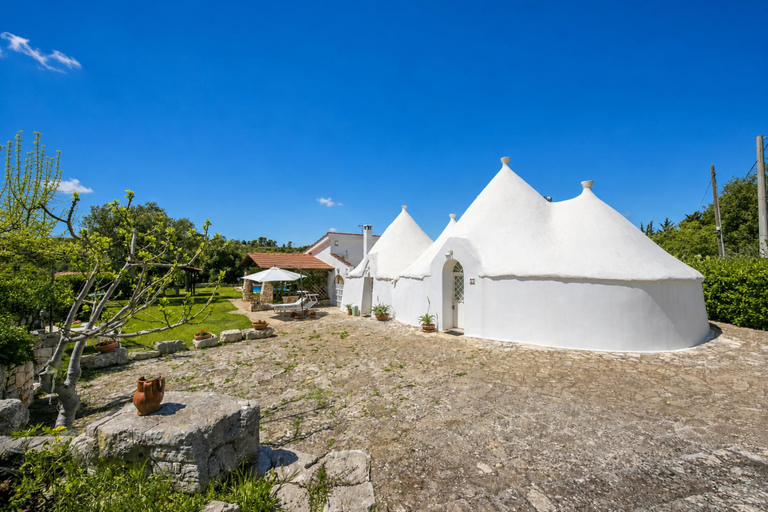 Exterior & Views 2, La Casa Sulla Roccia Trulli Pool, Bari