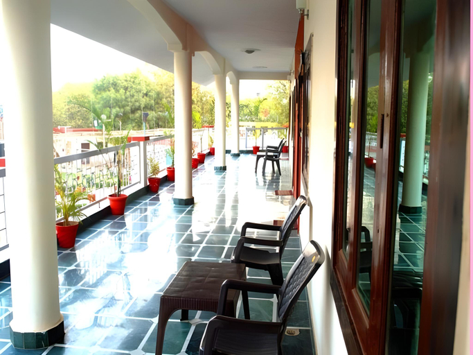 Food & Drinks 5, Hotel Garden View Resort, Agra