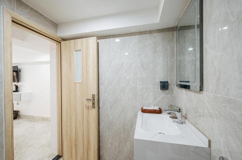 Bathroom 3, Hanoi Serenity Hotel, Hoàn Kiếm