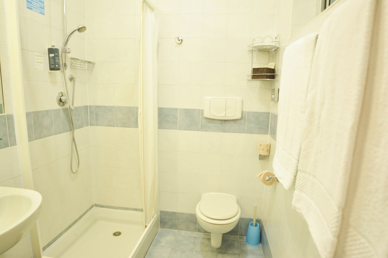 Bathroom 4, eco Hotel Milano & BioRiso Restaurant, Milano