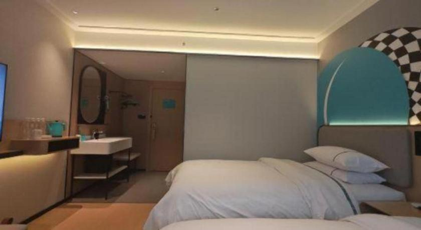 Bedroom 2, City Comfort Inn Guilin Xiangbi Mountain Park, Guilin