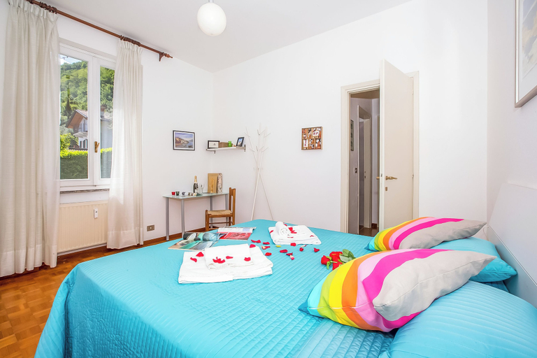 Bedroom 2, Nobiallo Fronte Lago, Como