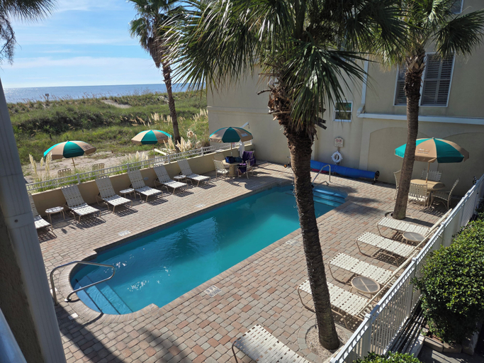 Sport & Beauty, Desoto Beach Bed & Breakfast, Chatham