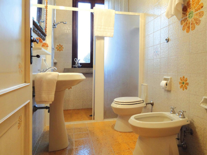 Bathroom 3, Agriturismo La Scopa, Montaione, Florence