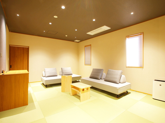Others 2, Mikawaya, Saga