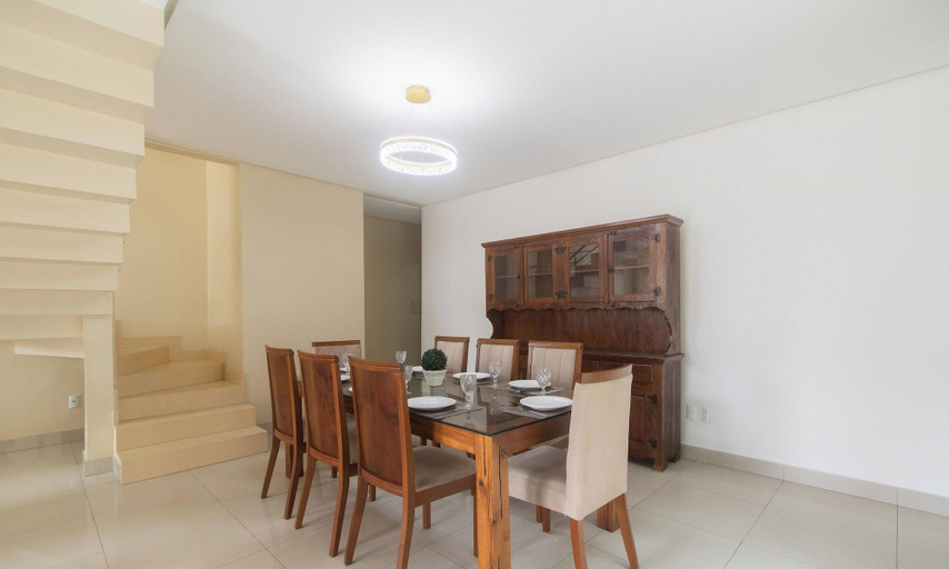 Others 3, House w/ Pool and Barbecue Grill Thg0006, Porto Seguro