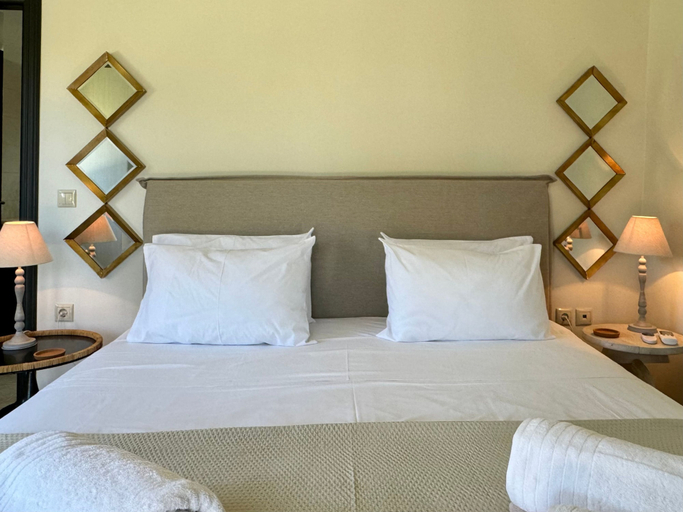 Bedroom 5, Villa Nynemia in Almyrida, Crete