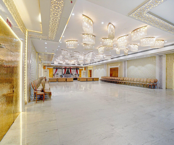 Others 5, Deluxe Room With King Bed Amar Resorrt, Purba Champaran