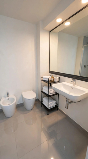Bathroom 4, Green Hotel, Torino