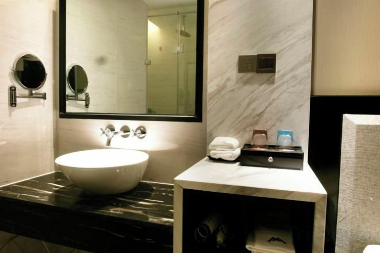 Bathroom 4, Mellow Crystal Hotel, Zhangjiajie