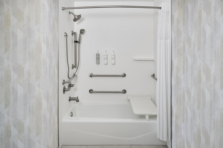 Bathroom 4, Hampton Inn by Hilton Odessa, Ector