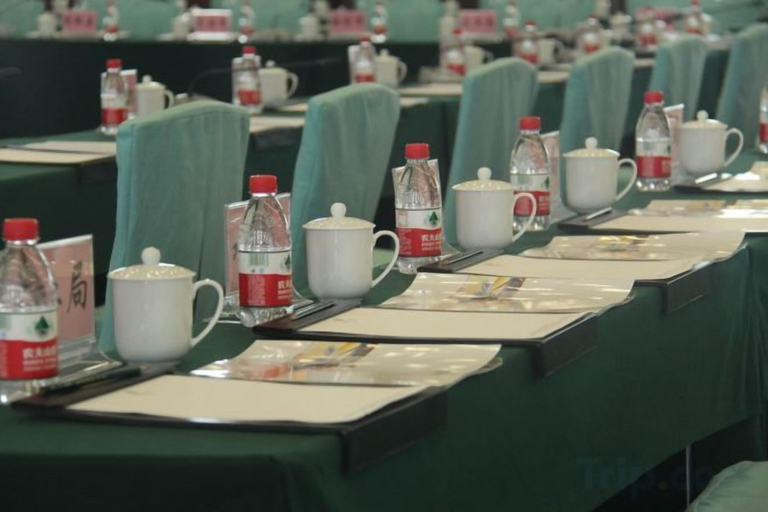 Food & Drinks 5, Petroleum Hotel, Yulin