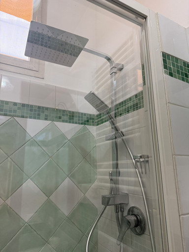Bathroom 2, Via Curtatone 12 Apartment, Rome