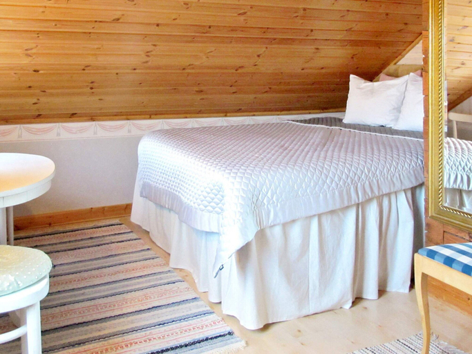 Bedroom 2, 7 Person Holiday Home in Grisslehamn, Norrtälje