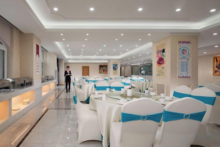Food & Drinks 5, Vienna International Hotel (Khorgos Port), Ili Kazakh