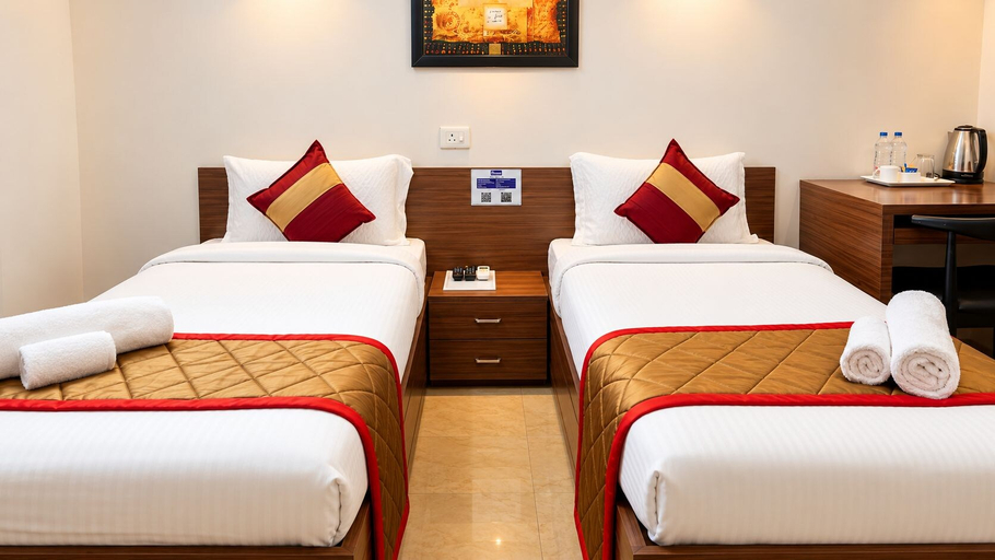 Bedroom 2, The Altruist Koparkhairane Hotel, Thane