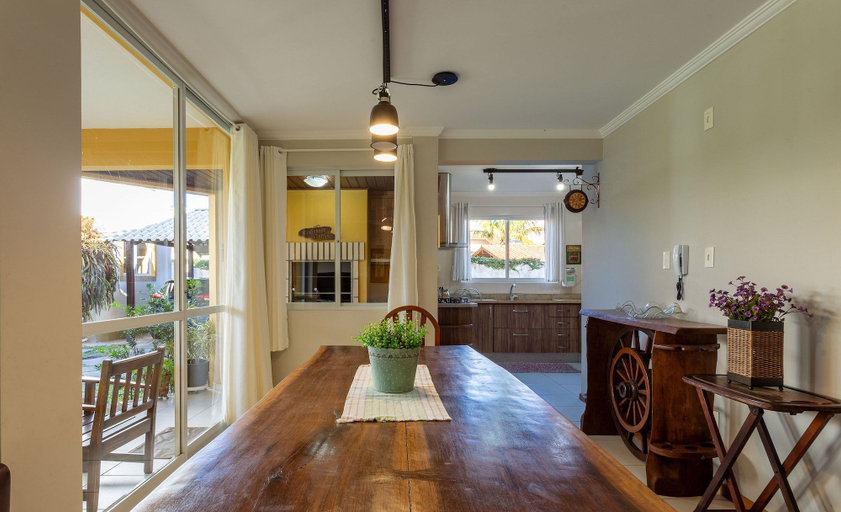 Others 5, House in Condo w/ Pool, 300m From the Beach Ali024, Florianopolis