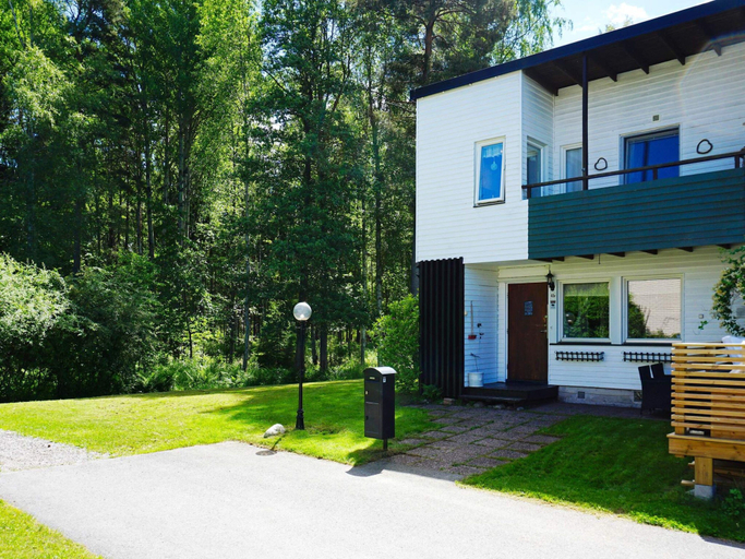 Others 4, 4 Star Holiday Home in Ekero, Ekerö