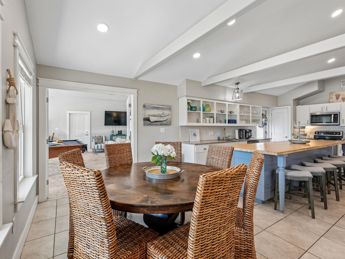 Food & Drinks, Sassy Seahorse by Silver Sands Vacation Rentals, Nueces
